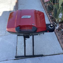 Coleman Portable red Coleman RoadTrip Sportster Propane Gas Grill.