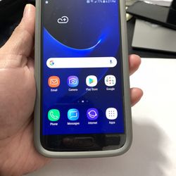 Samsung Galaxy S7 Unlocked + Case