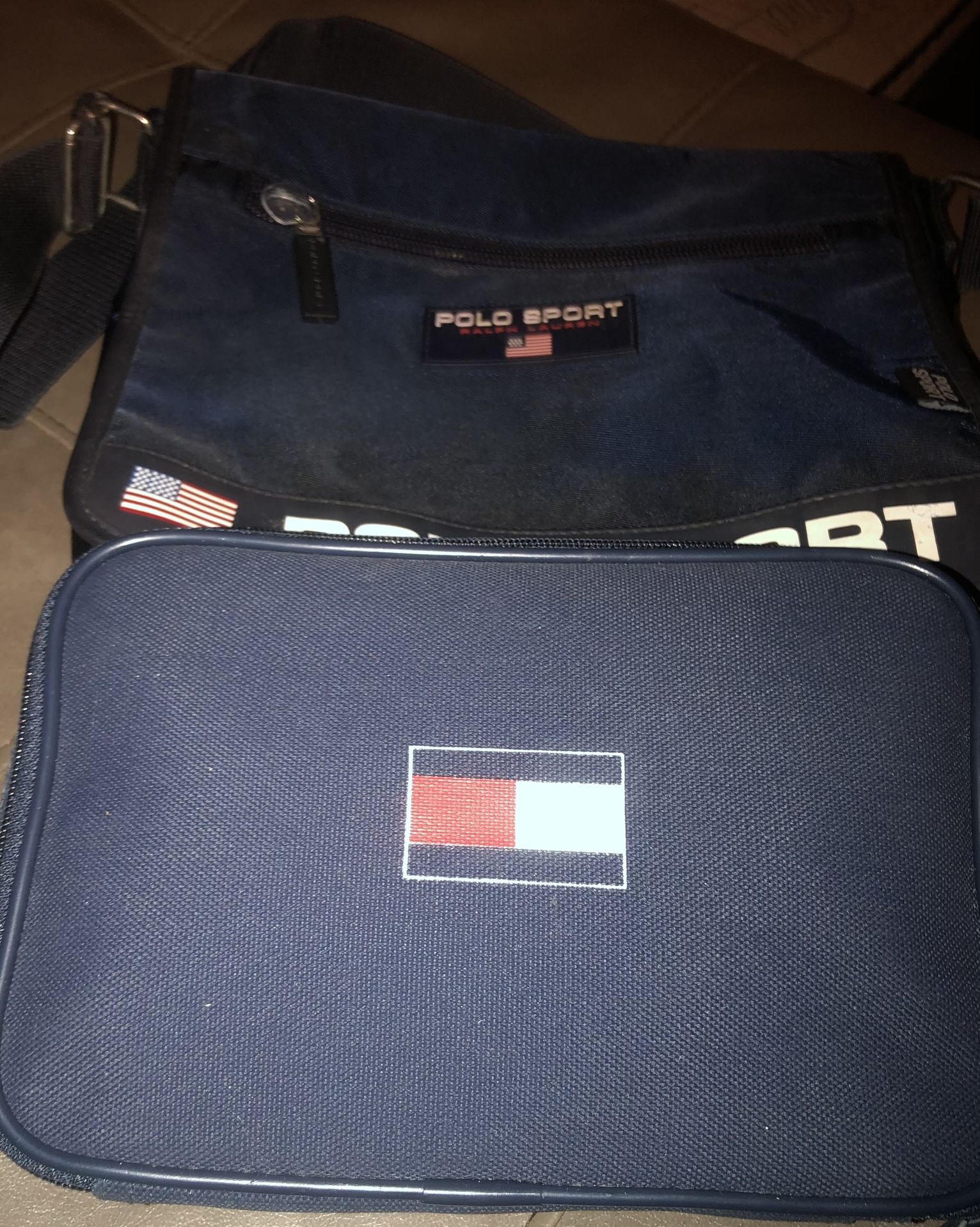 LNC BLUE/BLACK POLO SPORT CROSSBODY/BLUE TOMMY HILFIGER LIL BAG