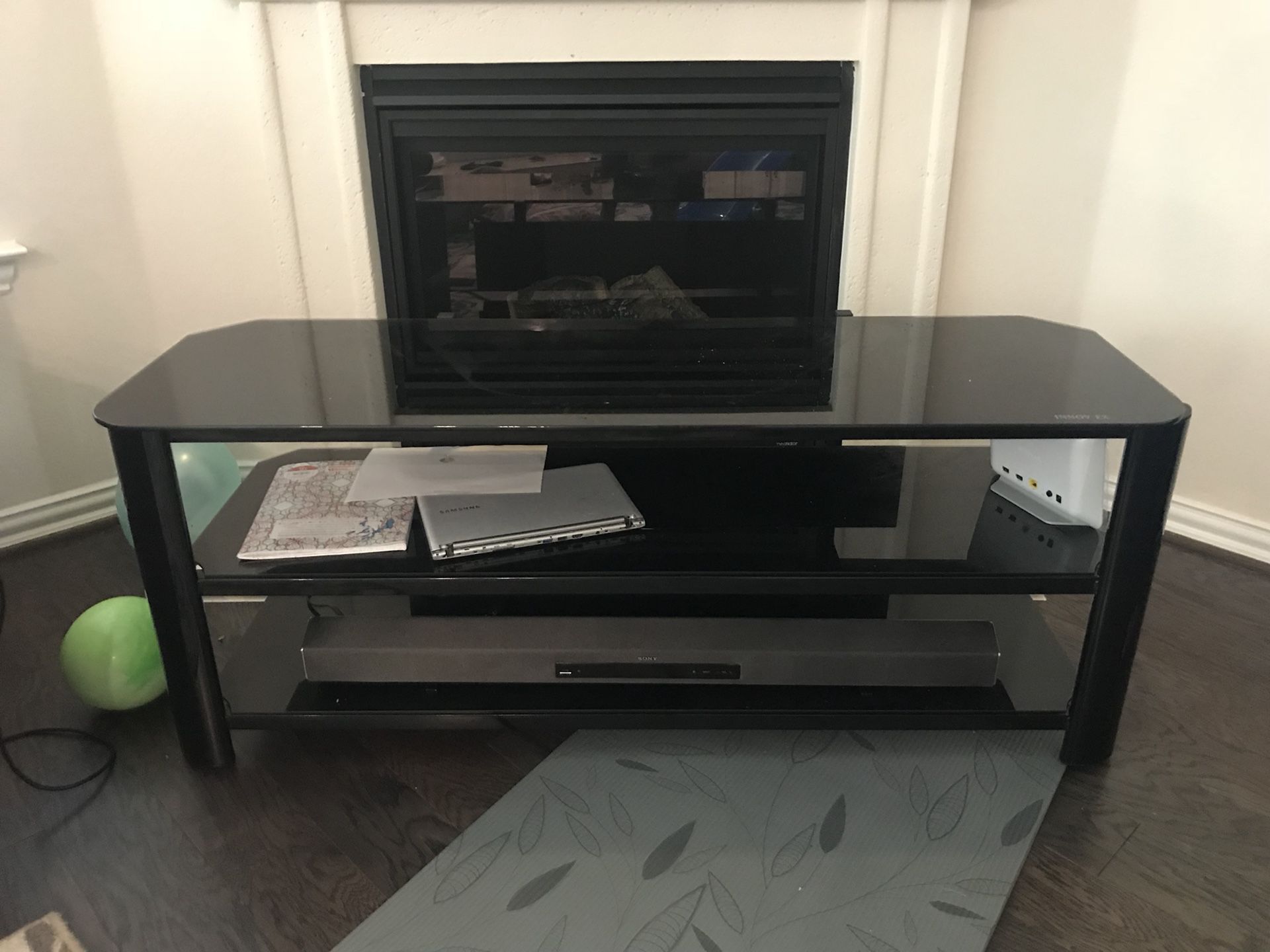 60 inch Tv stand
