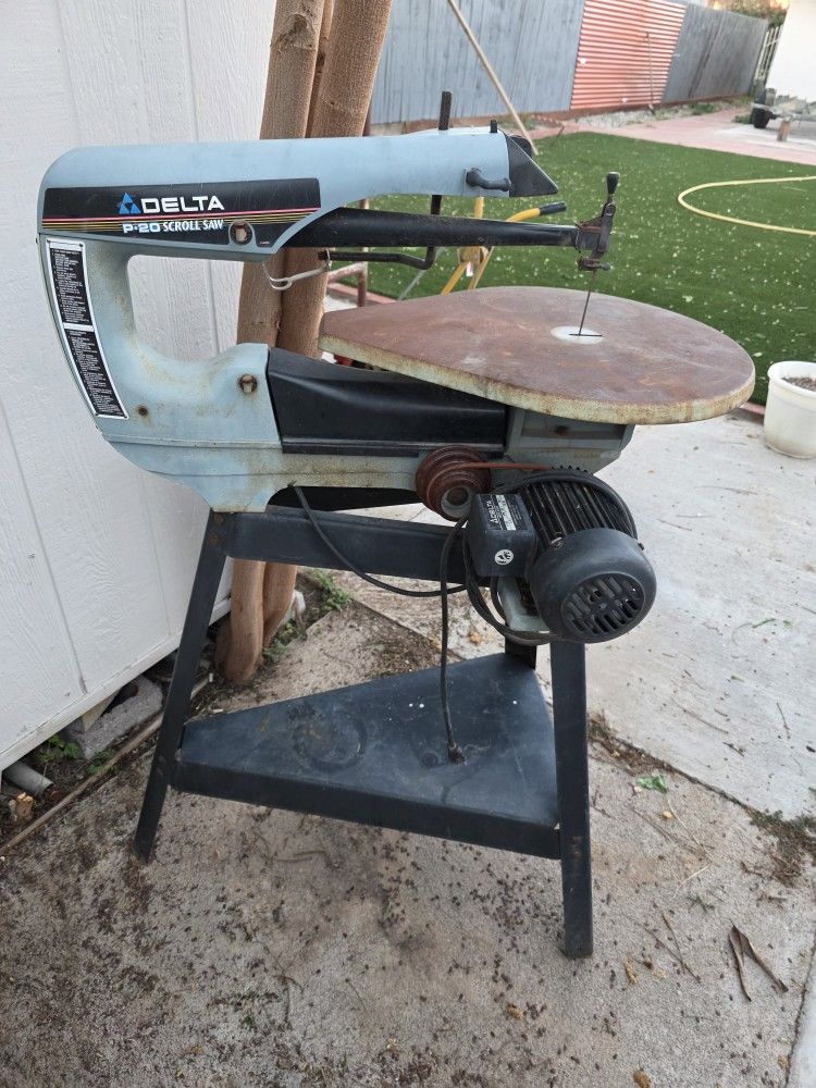 Delta Scroll Saw for Sale in Phoenix, AZ - OfferUp