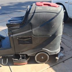 Rider FLOOR SCRUBBER 26B