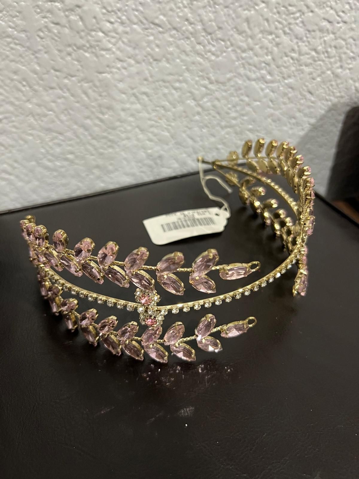 New Beautiful Crown 