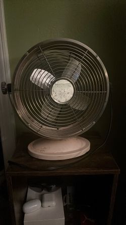 pink mini fan