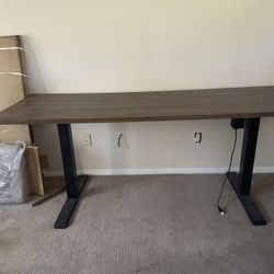 Adjustable Standing Desk