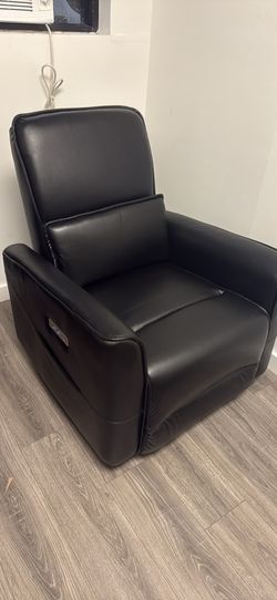 Brand New🔥Rocking, Swiveling Recliner with USB and Type-C Port