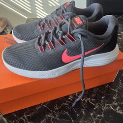 Women's Nike Size 8  $35