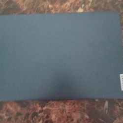 Lenovo IdeaPad Slim 3 Laptop 