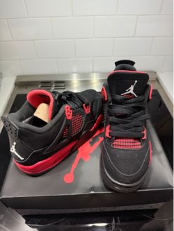 Jordan 4s