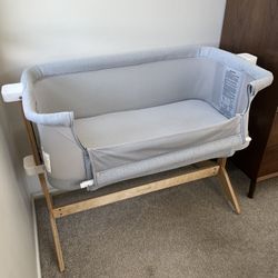 Newton Bedside Bassinet