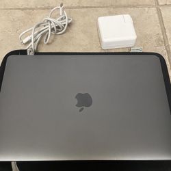MacBook Pro  2019