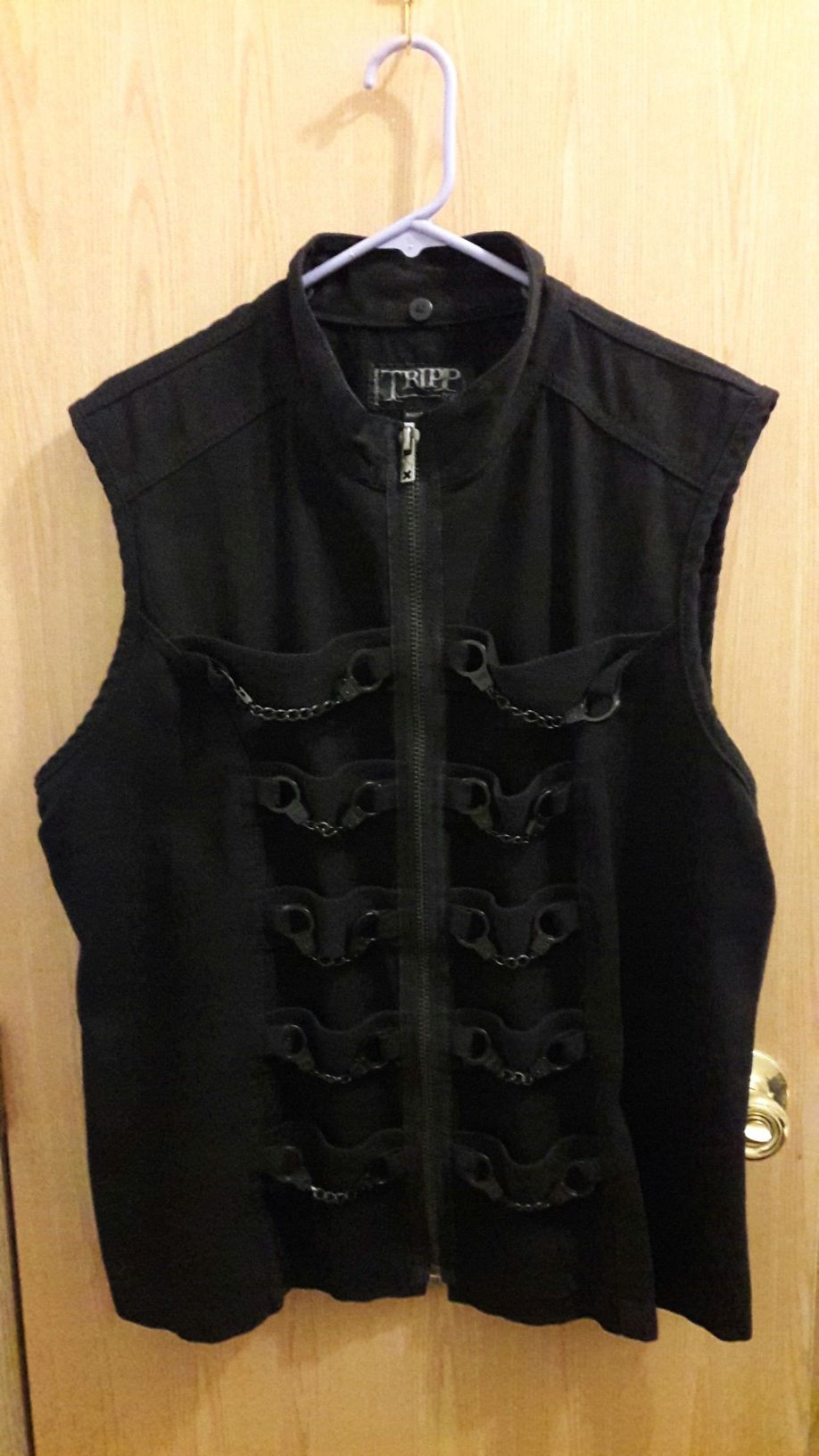 (Like New)[Rare] Tripp NYC Handcuff Vest