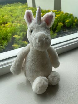 Jellycat Bashful Unicorn Plush – Small (7”) | Excellent Condition