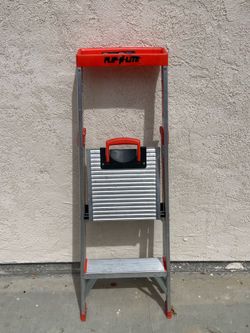 Step Ladder