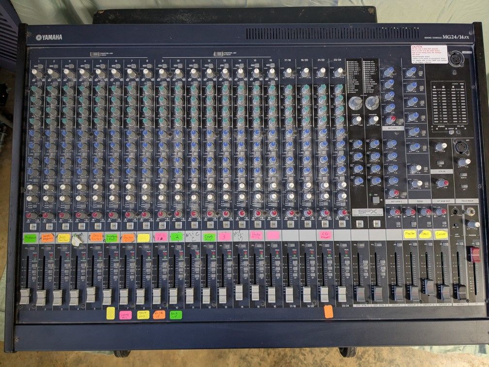 Yamaha MG24/14FX 24-Channel Mixing Console with Dual Effects – Pro-Level Sound, Legendary Yamaha Quality! $299 OBO