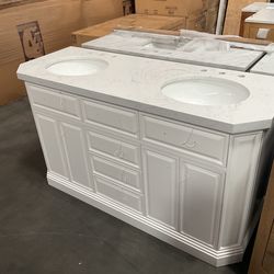 60” White Solid Wood Bathroom Vanity with Marble Top (V88)
