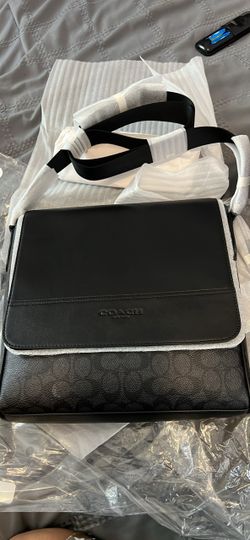 Coach Messenger Bag Black Signature Canvas