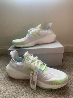 Adidas Ultra Boost 22 Sizes 10.5 & 11 Men