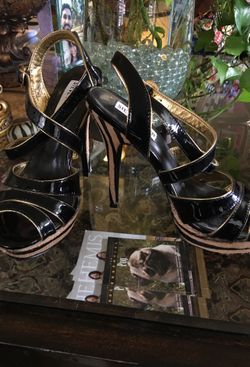 Steve Madden brand new Size 6❤️👑👸⭐️👑❤️🤴