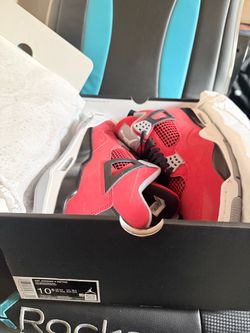 Air Jordan 4 Retro