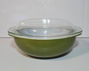 Pyrex 024 Verde Avocado Green 2qt Round Casserole Dish W/ Lid Vintage Glass
