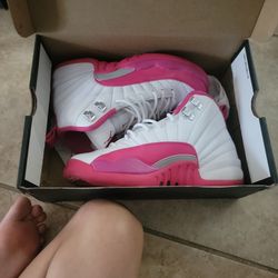 Air Jordan 12 Retro GG "Valentine'S Day" Size 5.5 Selling 250 Can Lower