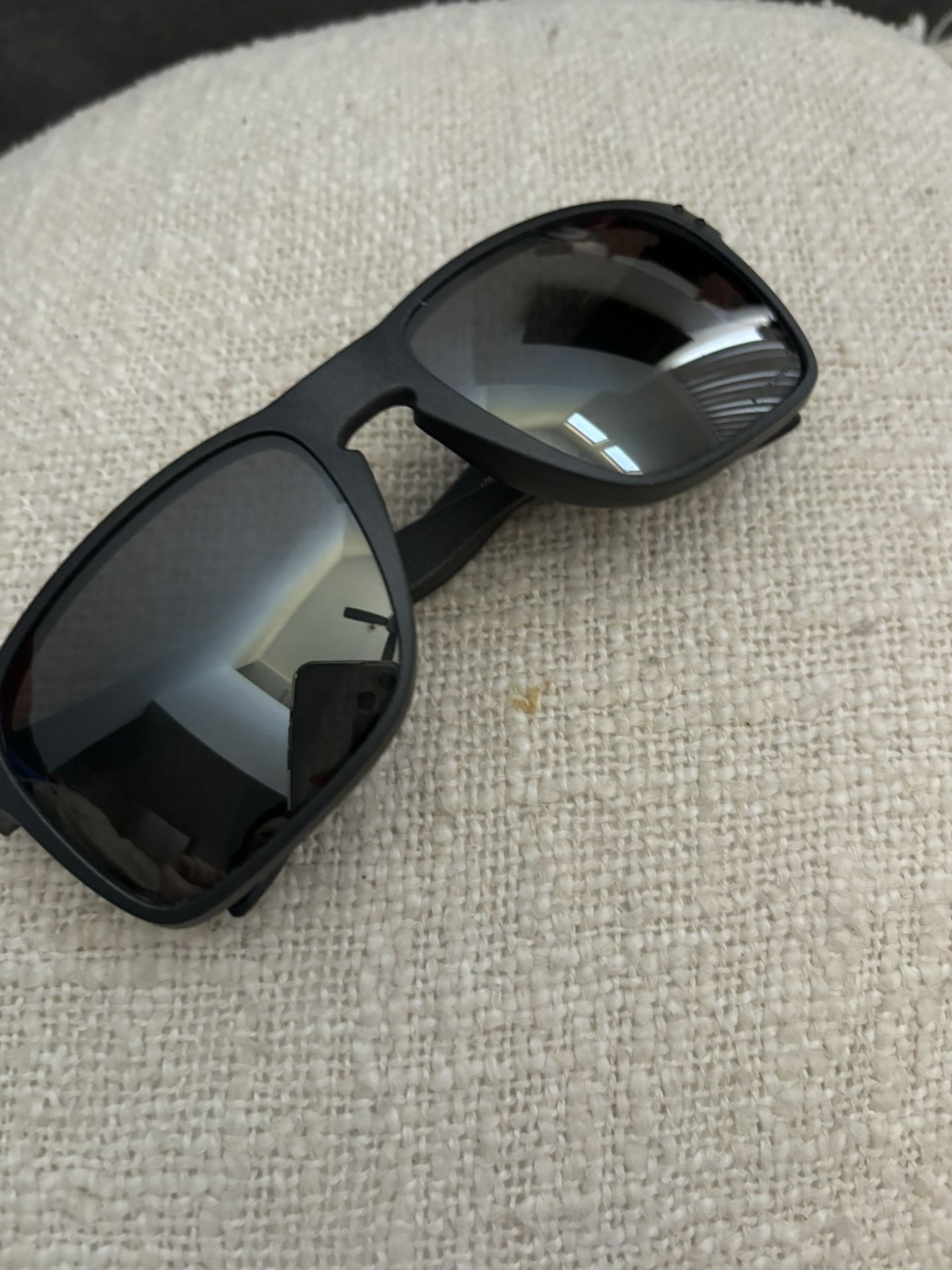$50 - Oakley Men Sunglasses Black