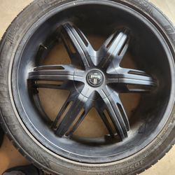 24 Inch Rims I Got All 4 Then In Good Condition 