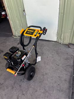 Pressure washer Dewalt 3600 psi Honda motor