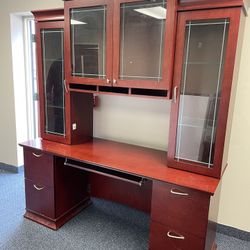 Cherrywood Desk With Hutch