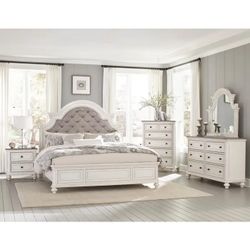 ANTIQUE WHITE FINISH KING SIZE BED FRAME