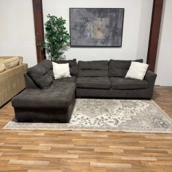 Gray Sectional Sofa🚛 Delivery Available