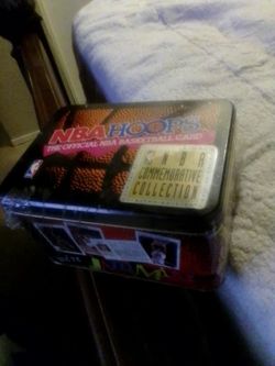 NBA Hoops Commemorative Collection