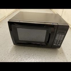 Microwave Oven