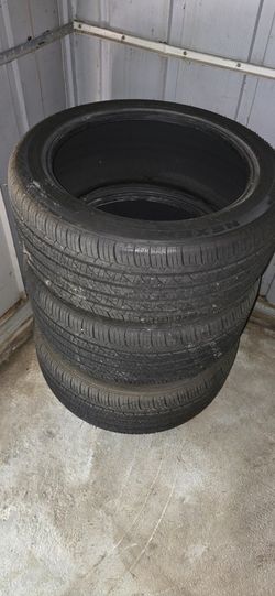 235/45/R18 Nexen Tires