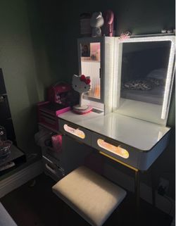 Makeup Vanity