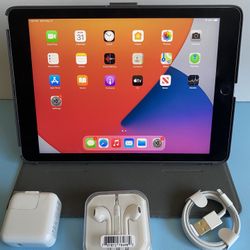 Apple Ipad 5th Generation (9.7” Retina Display/ Touch ID/ latest iOS 15) 32GB with complete new Accesories 