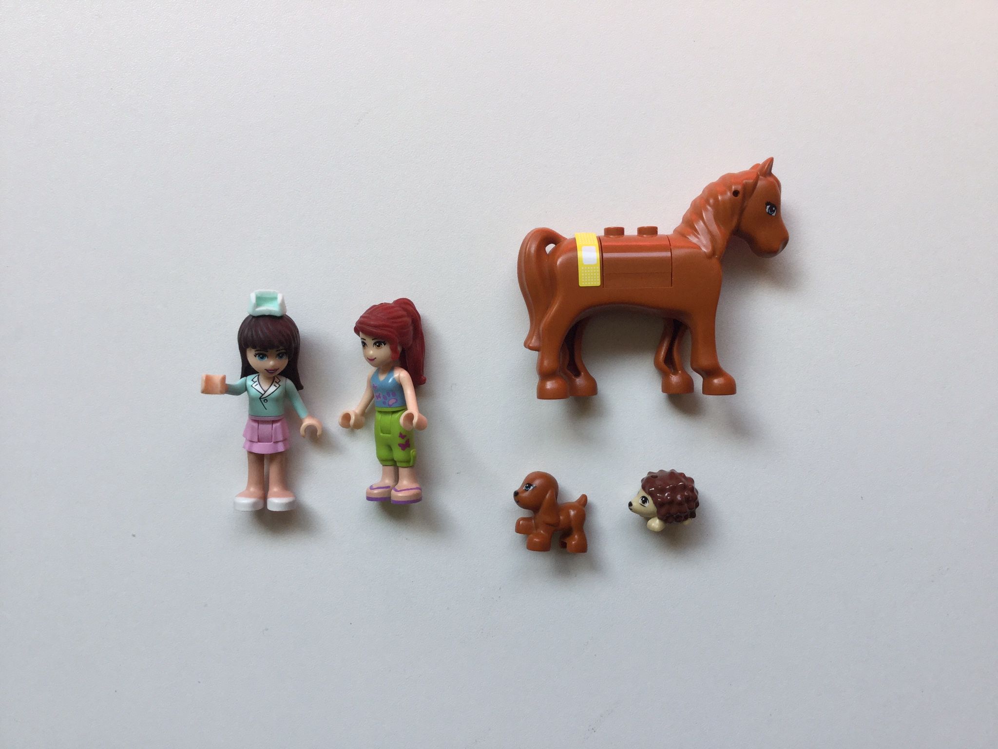 LEGO Friends Heartlake Vet 3188 Complete Set Toys