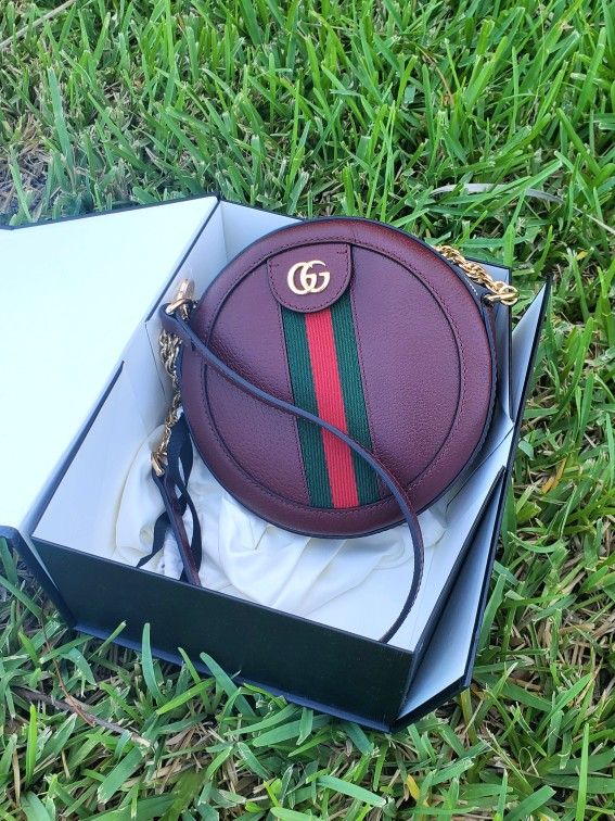Gucci Round Shoulder Bag