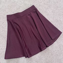 New Small Burgundy Red Short Stretchy Skirt 