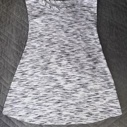 Women’s Lululemon Top Size 4