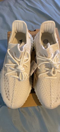 Brand New Yeezy 350 V2