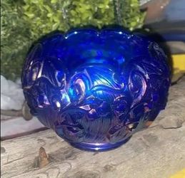 Fenton iridescent Lily of the Valley Rose Bowl