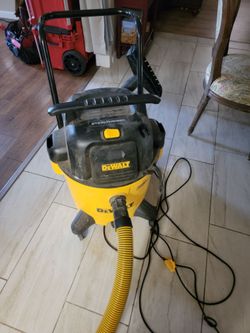 Dewalt 16G WetDry Vacuum