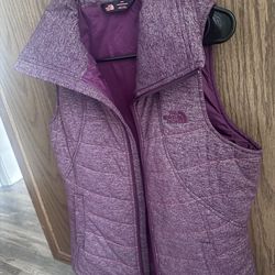 North face vest