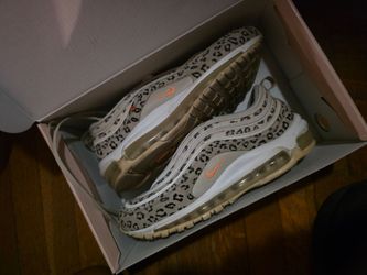 8.5 nikes