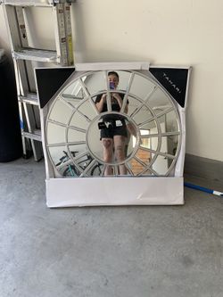 mirror decor