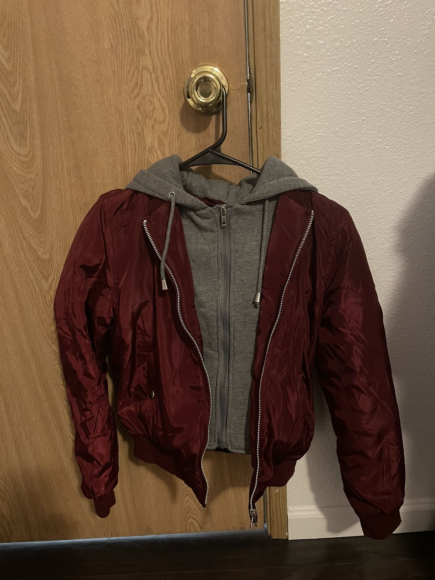 Cropped bomber jacket 