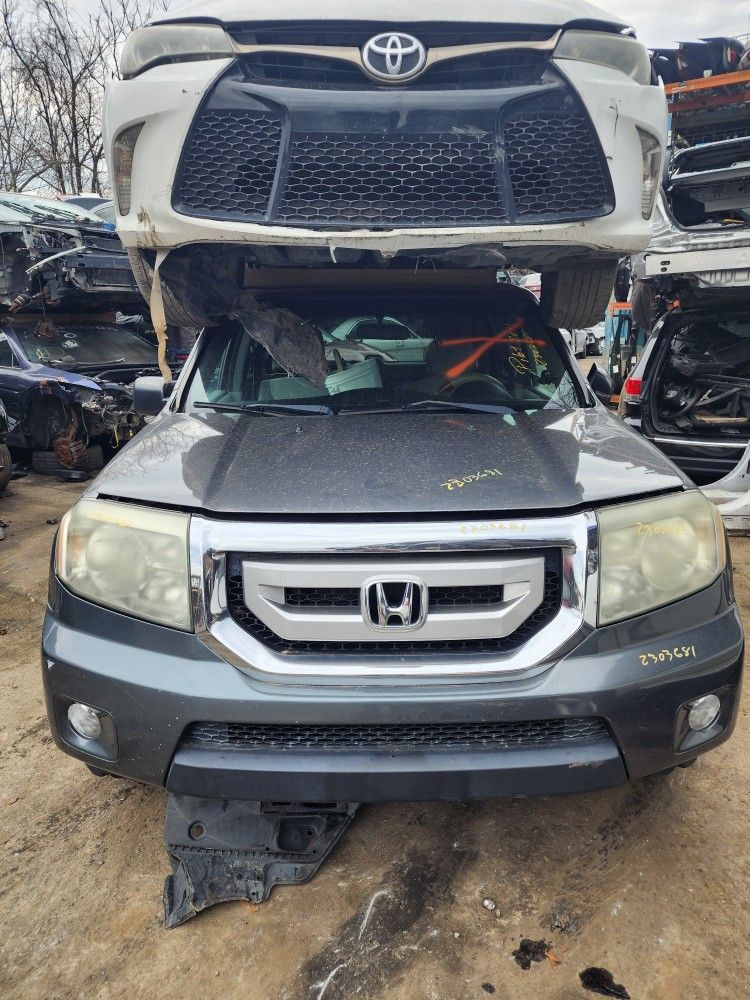 Honda Pilot 2011 (contact info removed) PARTS