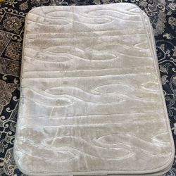 3 Bathroom Rugs